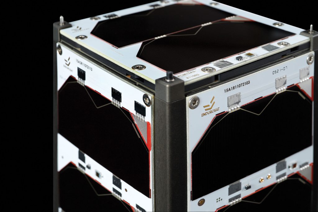 1-5u-cubesat-structure-endurosat-2022