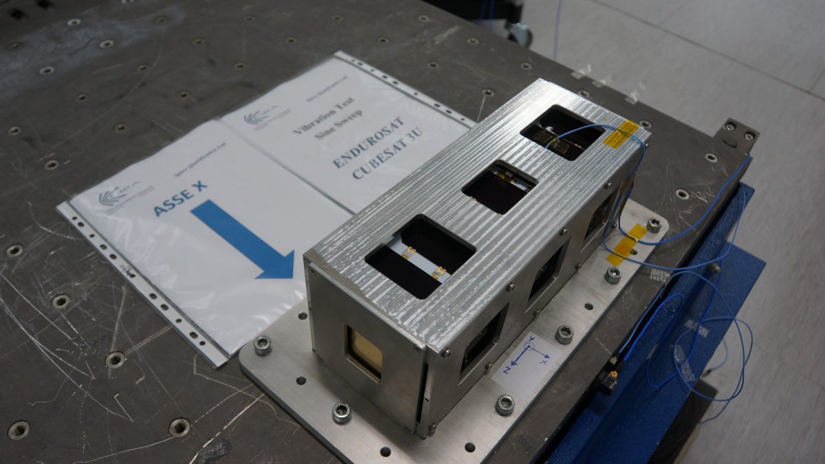 endurosat-space-qualification-2019-cira-vibration-test