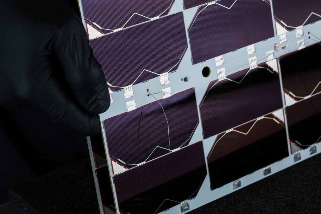 6U-Deployable-Solar-Array-cubesat-endurosat-22