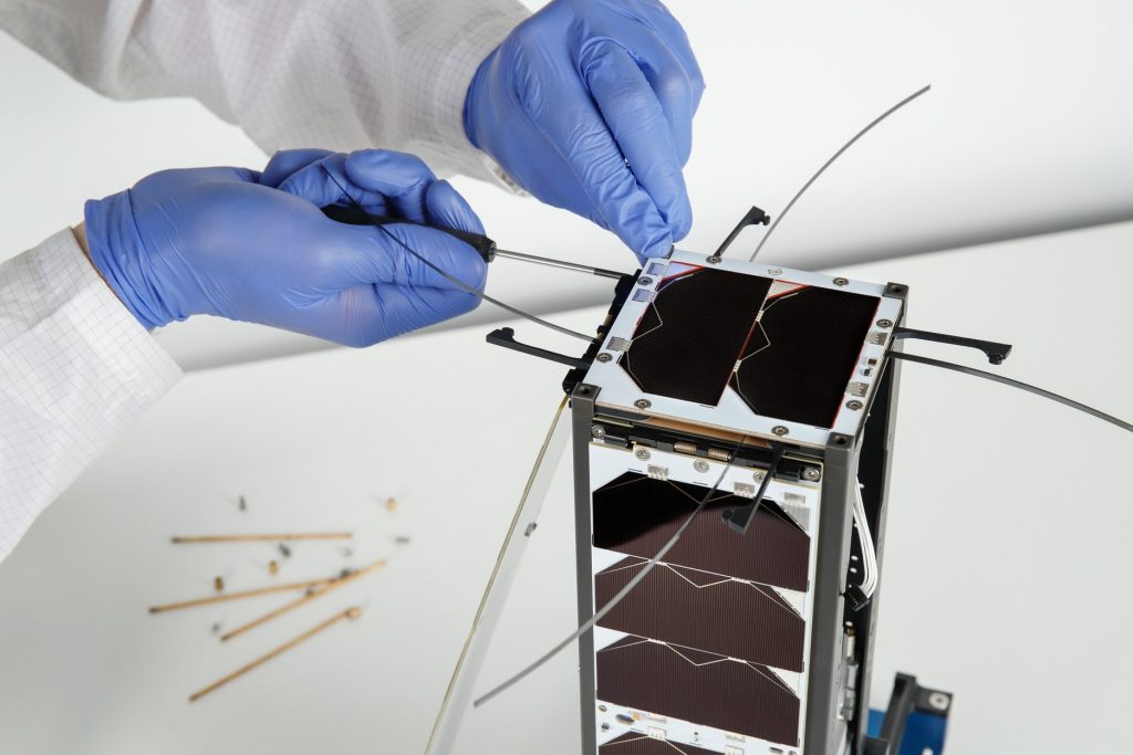 3u-cubesat-structure-platform-nanosat-endurosat-05