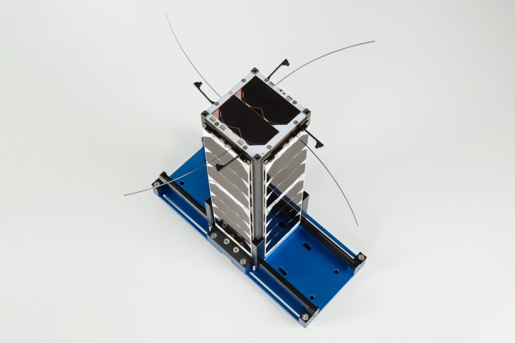 3u-cubesat-structure-platform-nanosat-endurosat-06