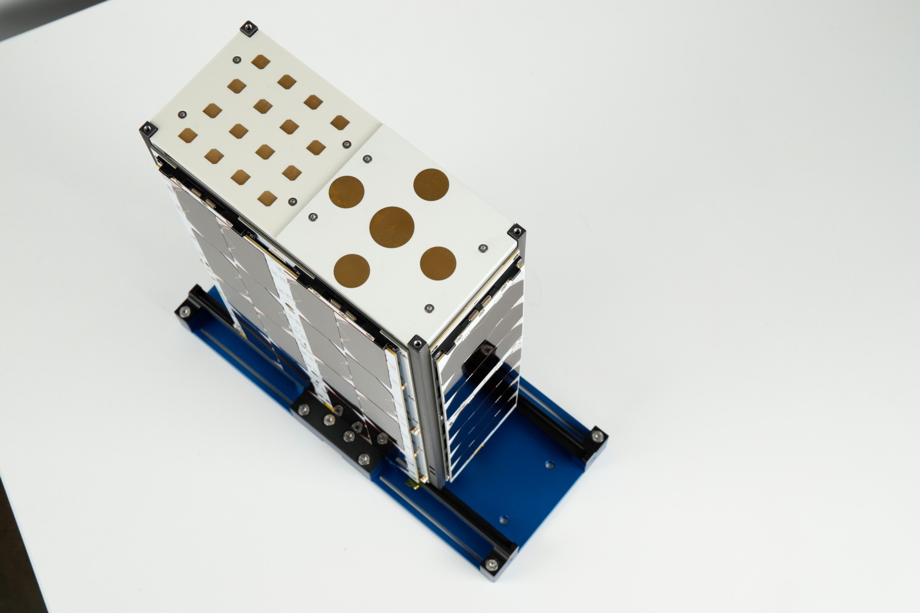 XBand 4x4 Patch Array CubeSat Antenna CubeSat by EnduroSat