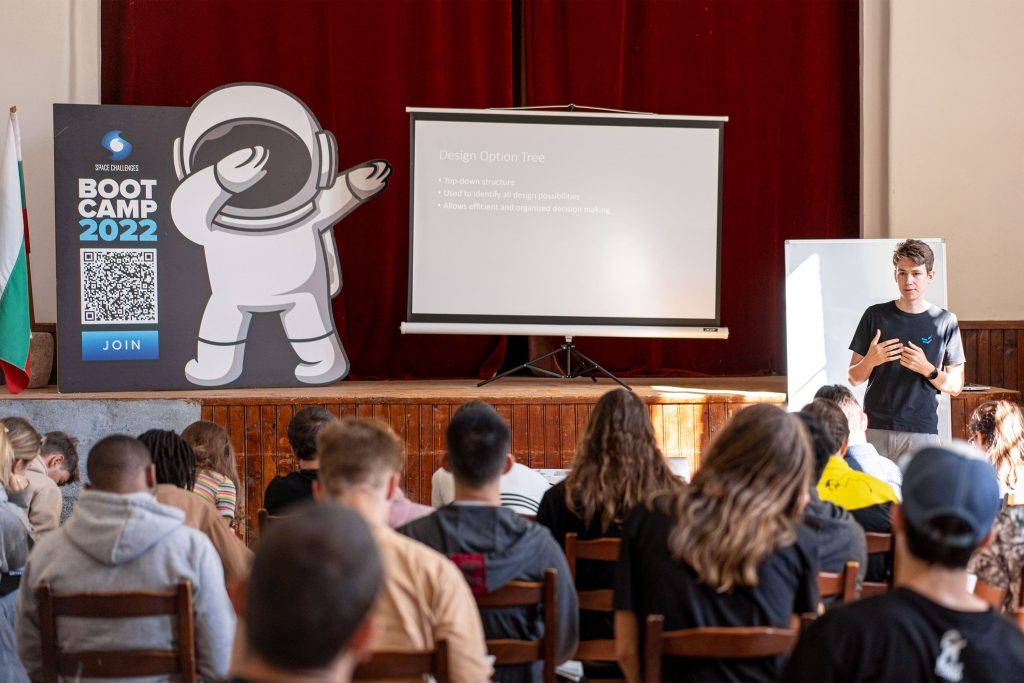 Students from 11 countries join Space Challenges