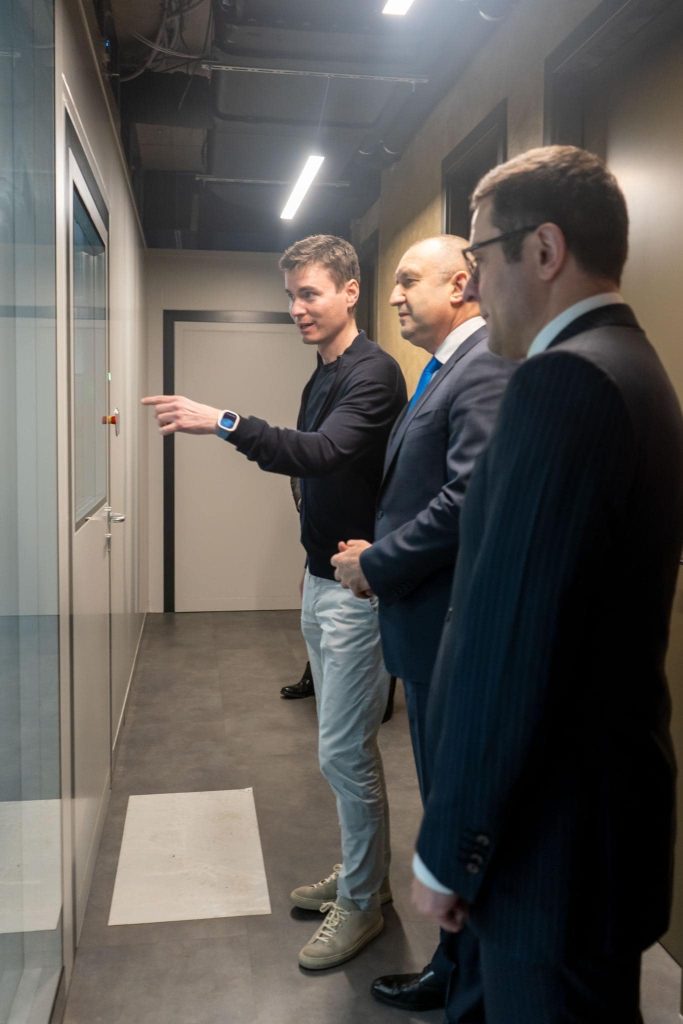 President of Bulgaria at our Space HQ-2023-3