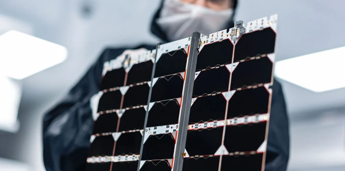 3U Solar panels web 7