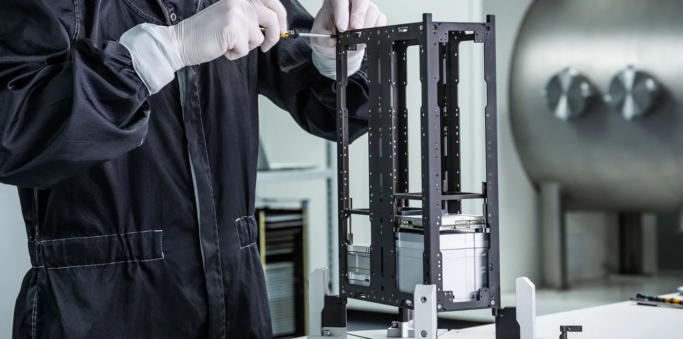 6U CubeSat Structure Web 14