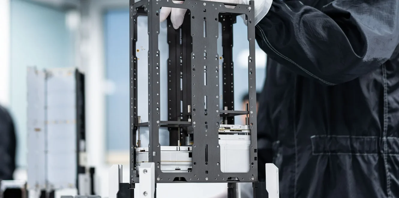 6U CubeSat Structure Web 18