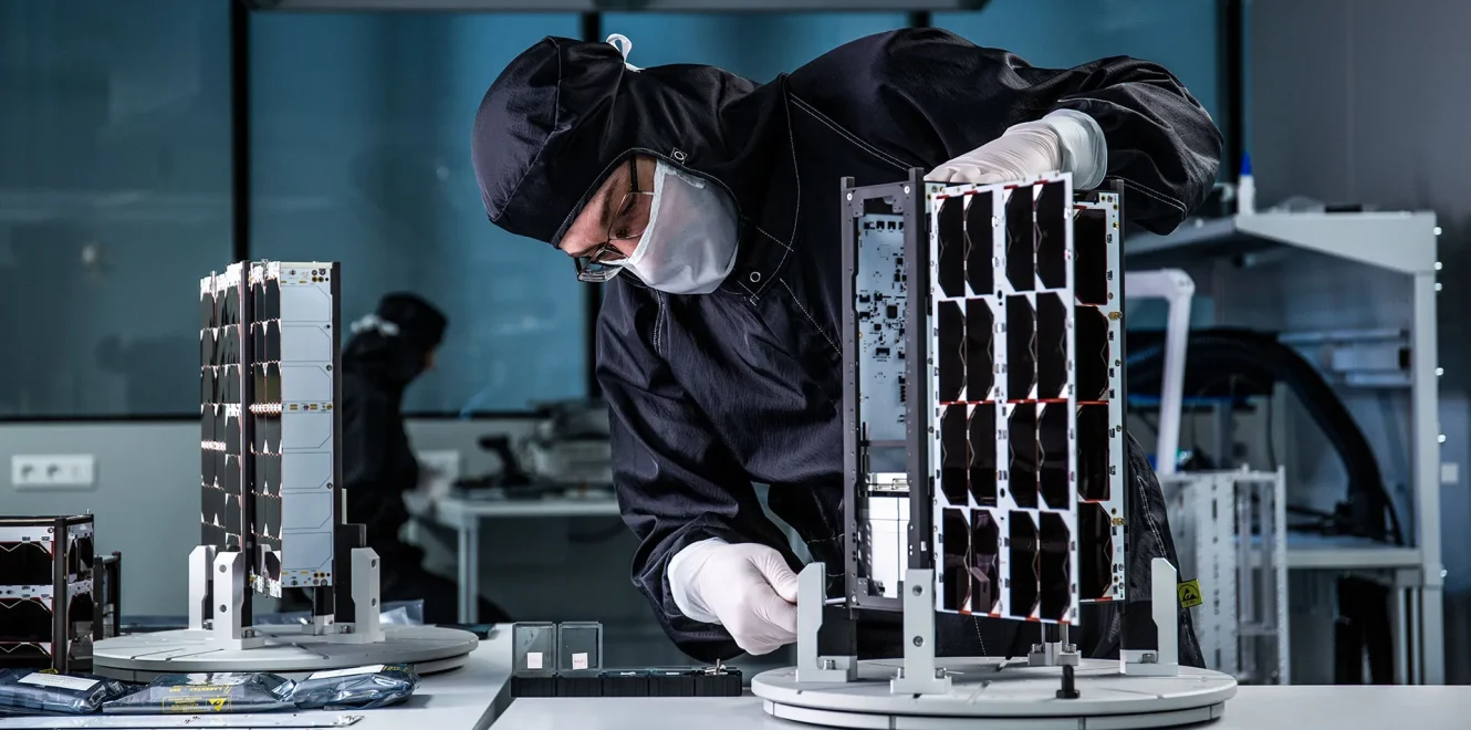 6U CubeSat Structure Web 6