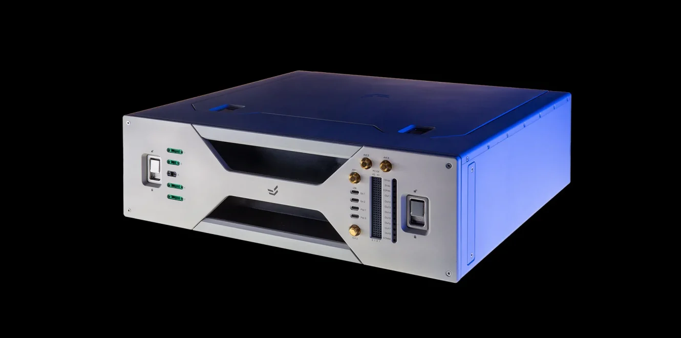 DeskSat web 10