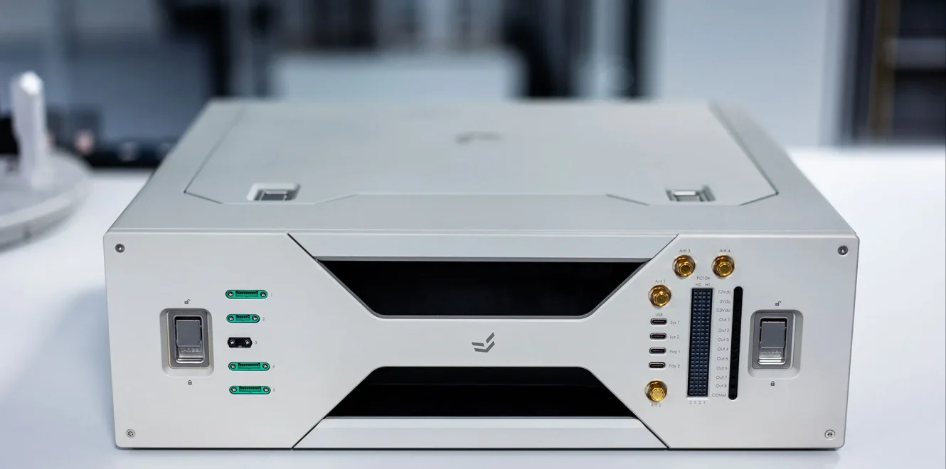 DeskSat web 26