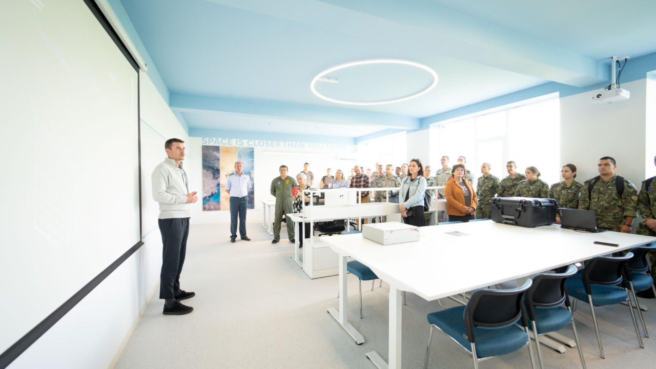 Raycho Raychev inaugurates the new space lab at the Air Force Academy