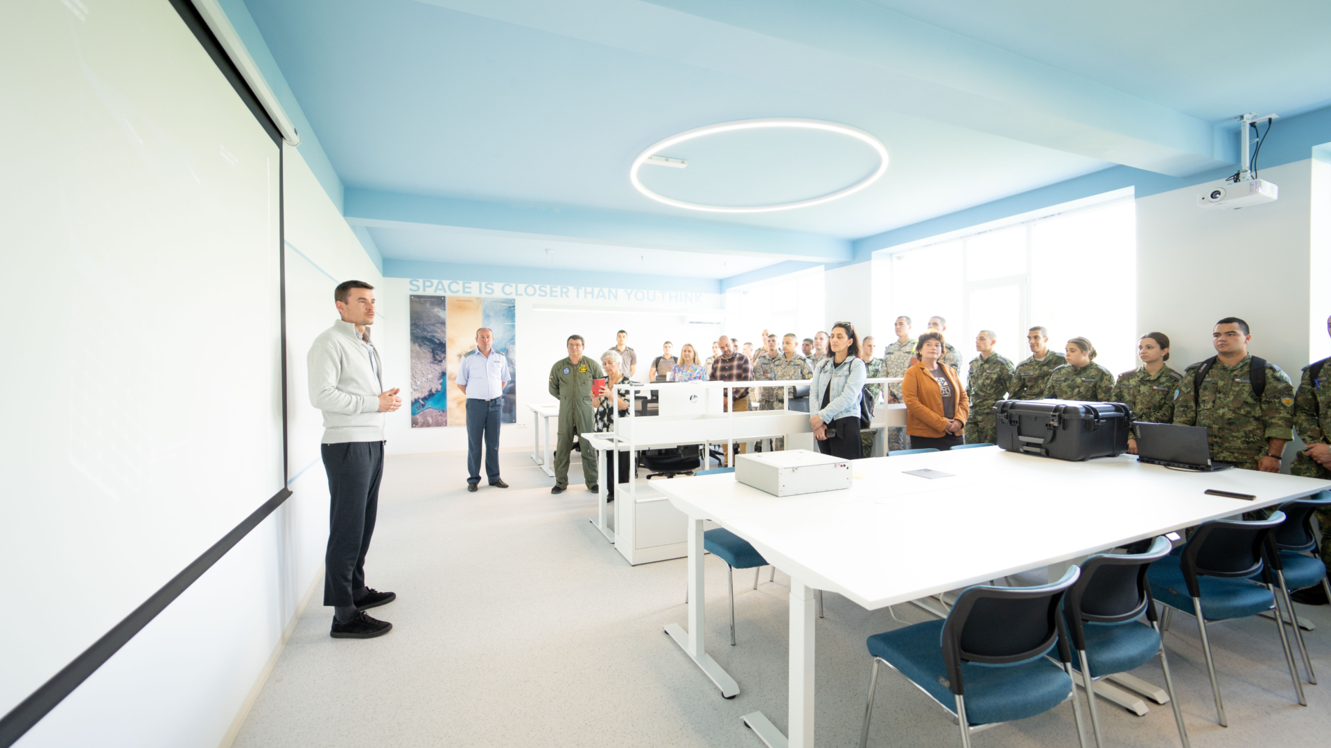 Raycho Raychev inaugurates the new space lab at the Air Force Academy