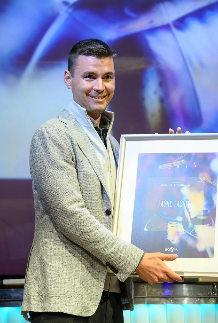EnduroSat-Raycho-Raychev-Man-of-the-year-2023-1-small